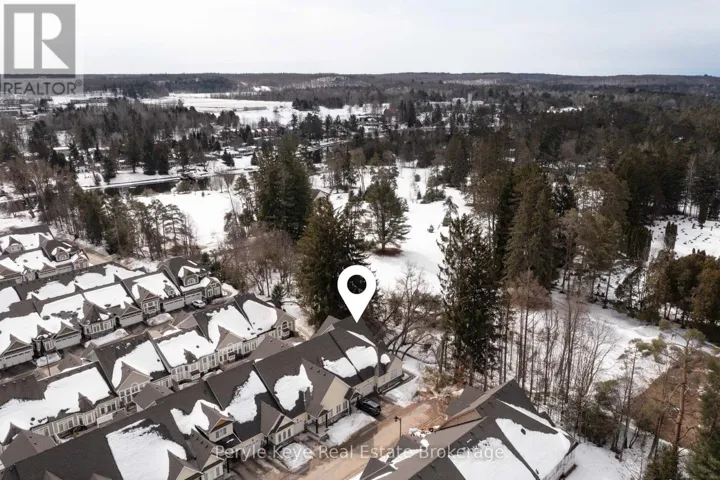 16 LEEDS COURT, Bracebridge (Monck (Bracebridge)), Ontario P1L0B7