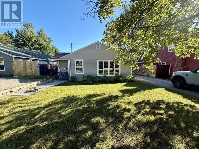 120 East Valley Road, Corner Brook, Newfoundland & Labrador A2H2L2