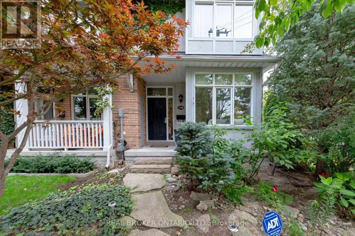 MAIN - 179 HANSON STREET, Toronto (Woodbine Corridor), Ontario M4C1A7