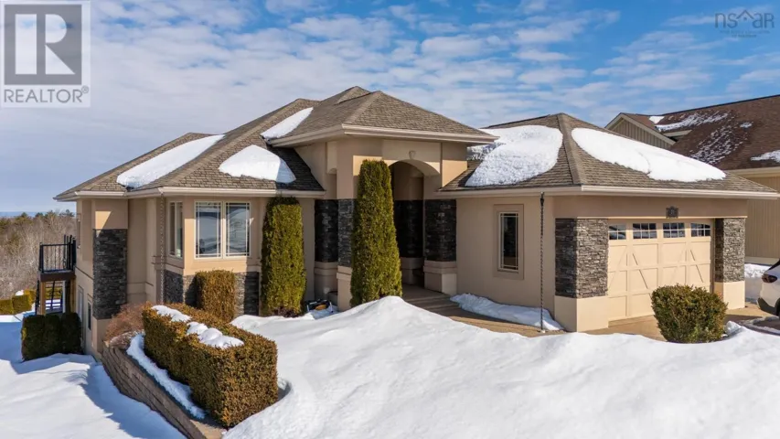 31 Falcon Drive, New Minas, Nova Scotia B4N0A1