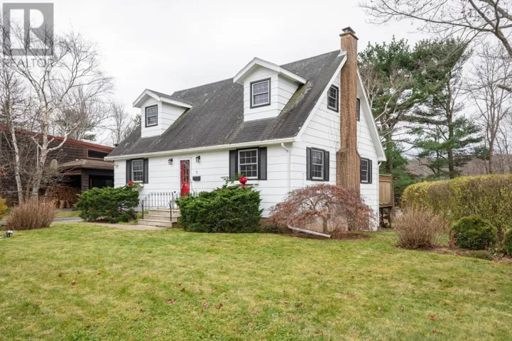 5 Wyndrock Drive, Halifax, Nova Scotia B3P1R8