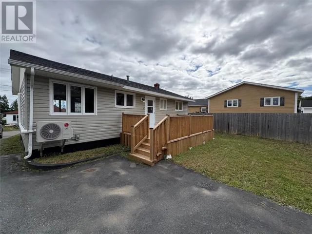 6 Pine Avenue, Lewisporte, Newfoundland & Labrador A0G3A0