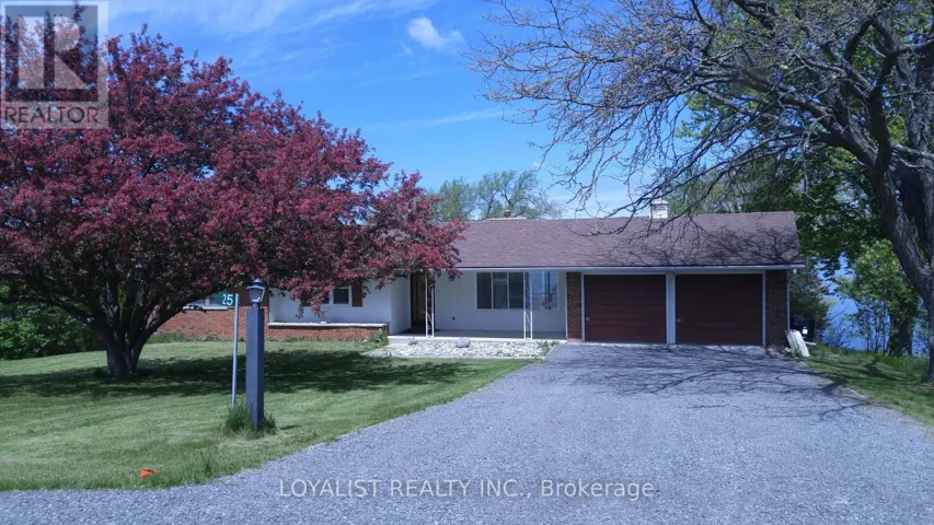 25 REDNER LANE, Prince Edward County (Ameliasburg Ward), Ontario K0K1L0