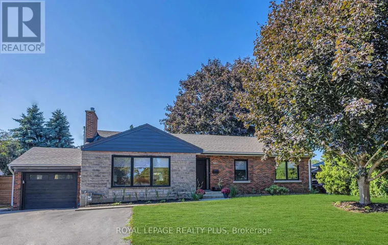 884 EAGLE DRIVE, Burlington (LaSalle), Ontario L7T3A4