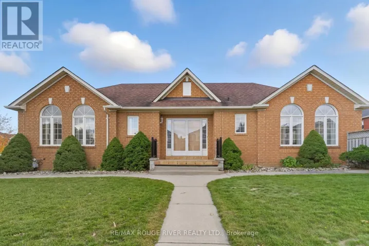 36 TORMINA BOULEVARD, Whitby (Taunton North), Ontario L1R3B4