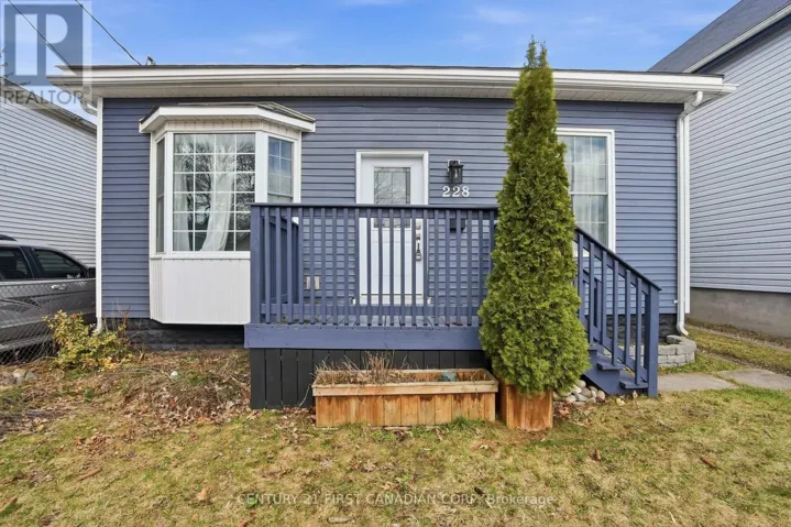 228 SOUTH STREET, London East (East K), Ontario N6B1B4