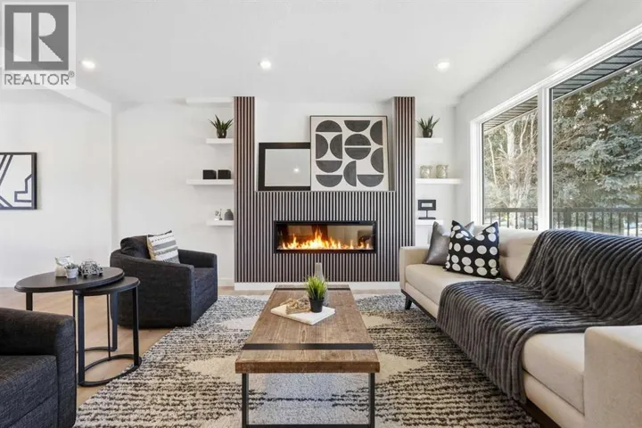 8616 7 Street SW, Calgary, Alberta T2V1G9