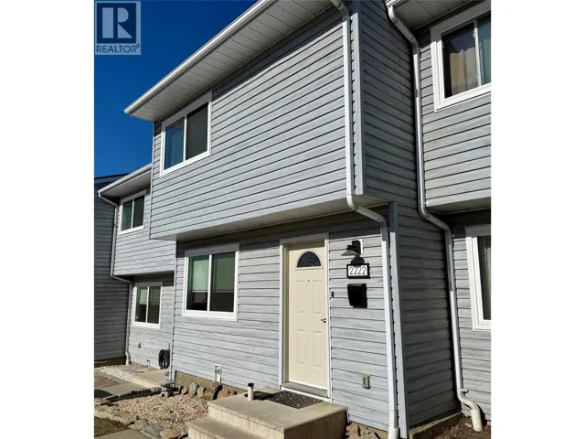 2222 3 Street N, Cranbrook, British Columbia V1C5G7