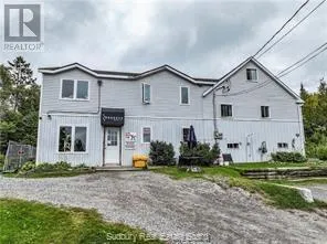 58 Jacobson Drive, Lively, Ontario P3Y1C3