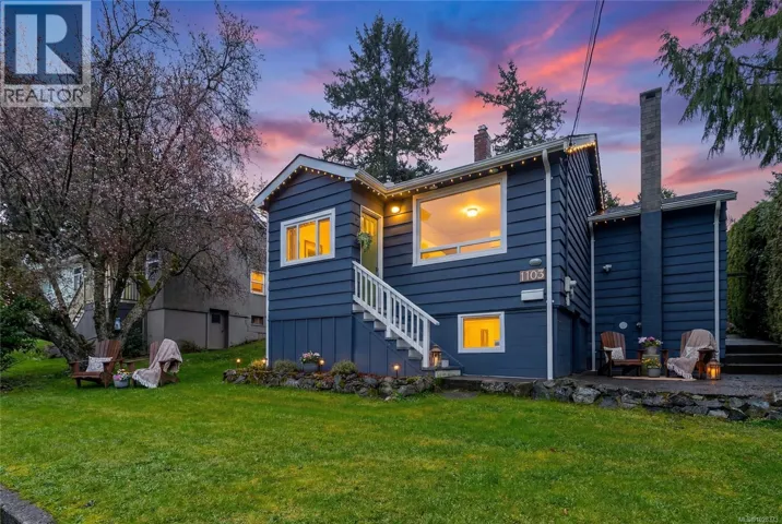 1103 Lockley Rd, Esquimalt, British Columbia V9A4S4