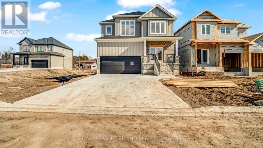 15 AHMED PLACE, St. Thomas, Ontario N5R4W7
