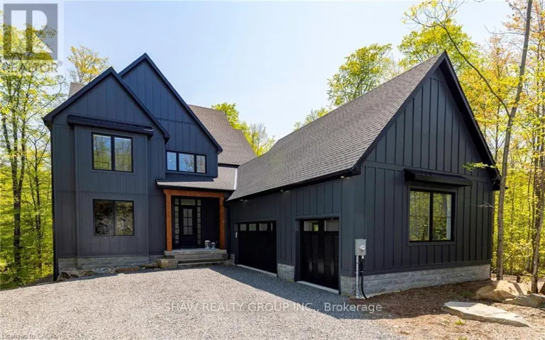 14 ST GEORGES COURT, Huntsville (Chaffey), Ontario P1H1A5