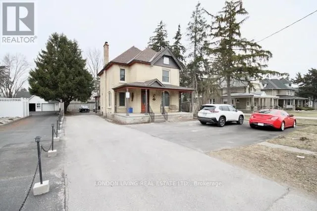 2417 MAIN STREET, London South (South V), Ontario N6P1A7