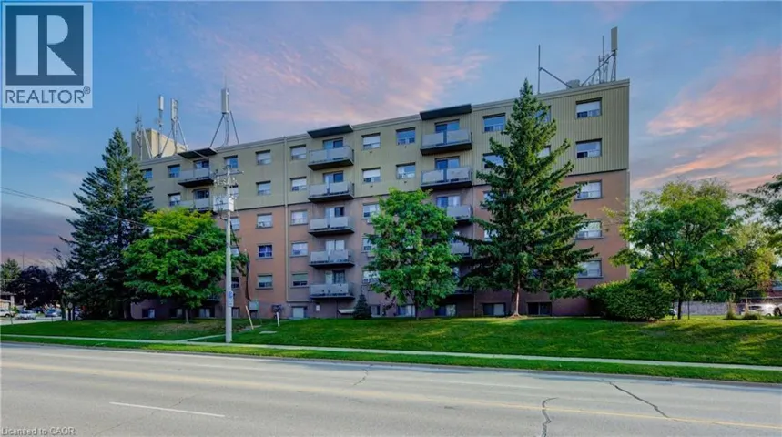 283 FAIRWAY Road N Unit# 201, Kitchener, Ontario N2A2P1