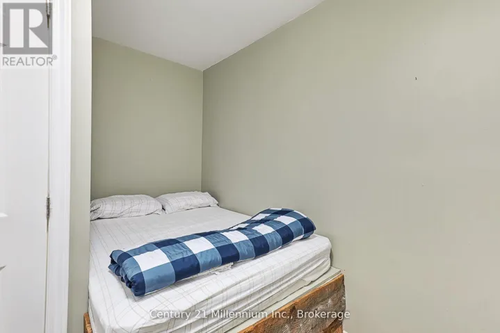 780
