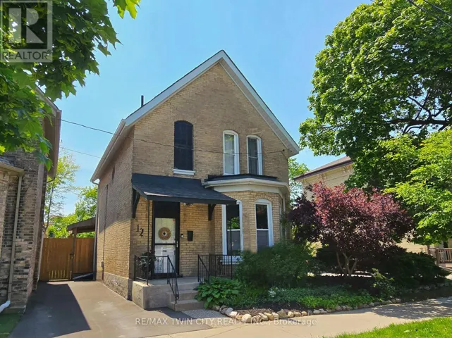 12 PEARL STREET, Brantford, Ontario N3T3N4