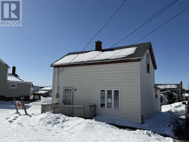 119 South Street, Donkin, Nova Scotia B1A6T6