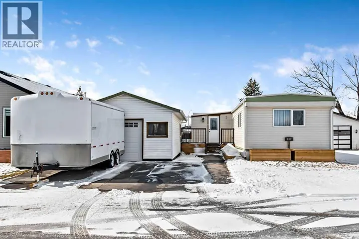 830 Bay Road, Strathmore, Alberta T1P1E3