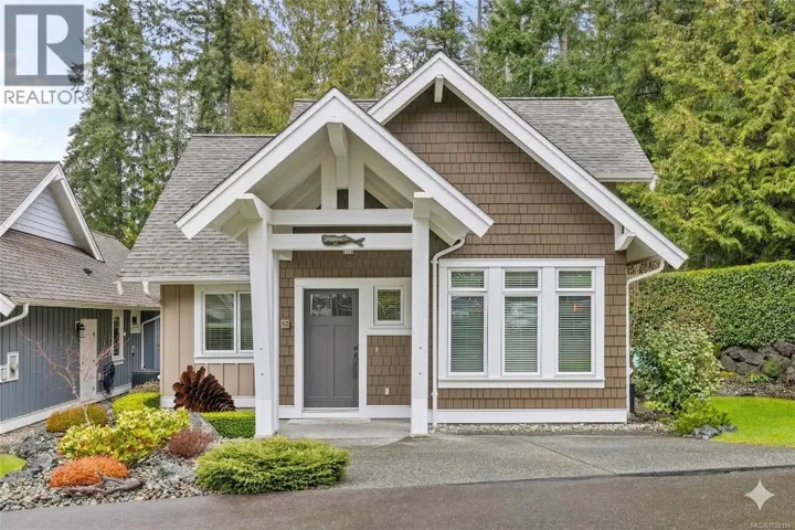 62 5251 Island Hwy W, Qualicum Beach, British Columbia V9K1S8