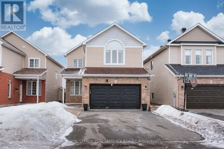 292 RUSTIC HILLS CRESCENT, Ottawa, Ontario K4A5A5