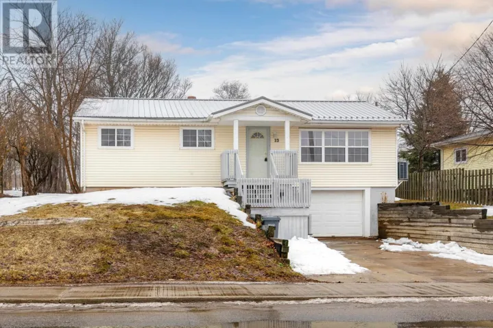 23 Kirkwood Drive, Charlottetown, Prince Edward Island C1A2T4