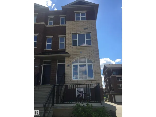 1621 CUNNINGHAM WY SW SW, Edmonton, Alberta T6W0V8