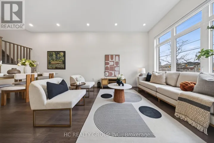 1240 WELLINGTON STREET E, Aurora, Ontario L4G2C9