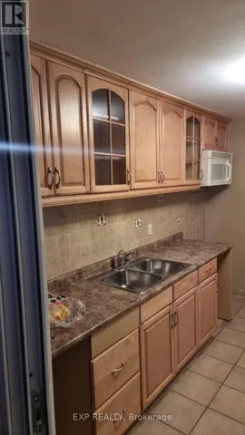 2ND FLR - 841 RUNNYMEDE ROAD, Toronto (Rockcliffe-Smythe), Ontario M6N3W1