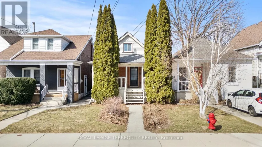 36 EAST 24TH STREET, Hamilton (Eastmount), Ontario L8V2X7