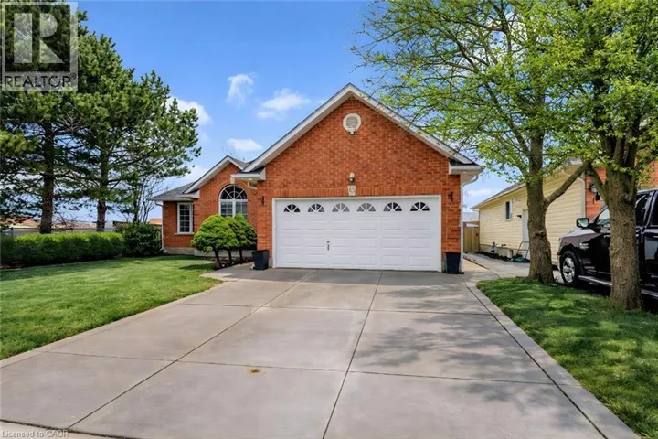 65 THISTLEMOOR Drive, Caledonia, Ontario N3W2K5
