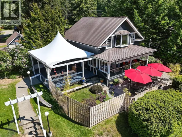 454 Village Bay Rd, Mayne Island, British Columbia V0N2J2