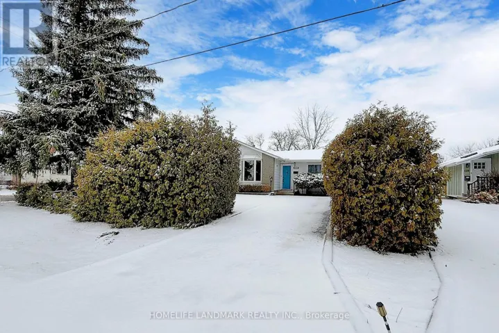 135 RINGWOOD ROAD, Oakville (CP College Park), Ontario L6H1K3