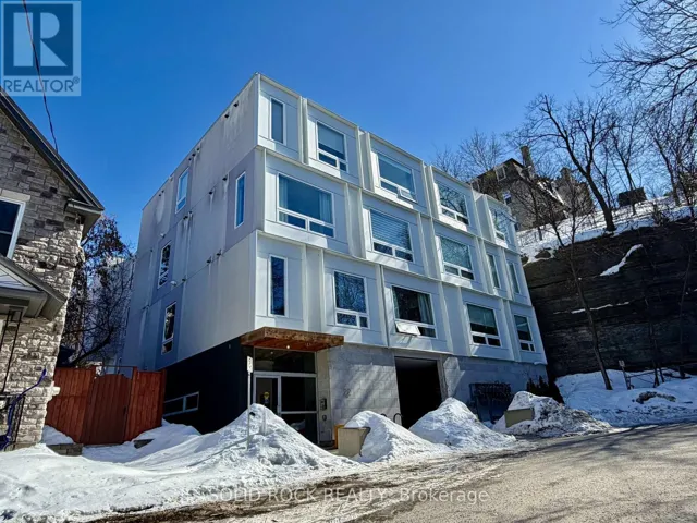 204 - 22 PERKINS STREET, Ottawa, Ontario K1R7G5