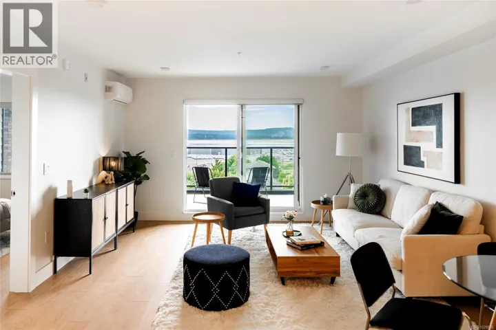 304 45 Haliburton St, Nanaimo, British Columbia V9R4V6