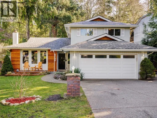 6740 Amwell Dr, Central Saanich, British Columbia V8M1A4