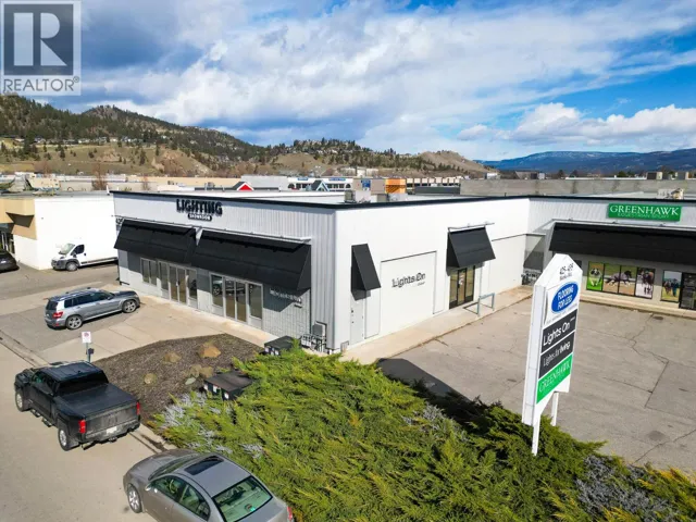 425 & 427 Banks Road, Kelowna, British Columbia V1X6A2