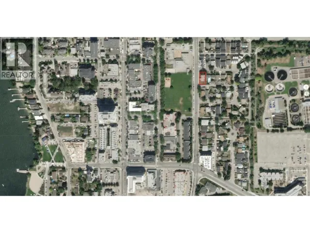 2835 Richter Street, Kelowna, British Columbia None