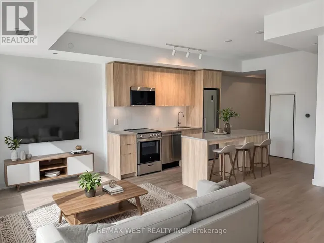 305 - 1660 BLOOR STREET W, Toronto (High Park North), Ontario M6P1A8