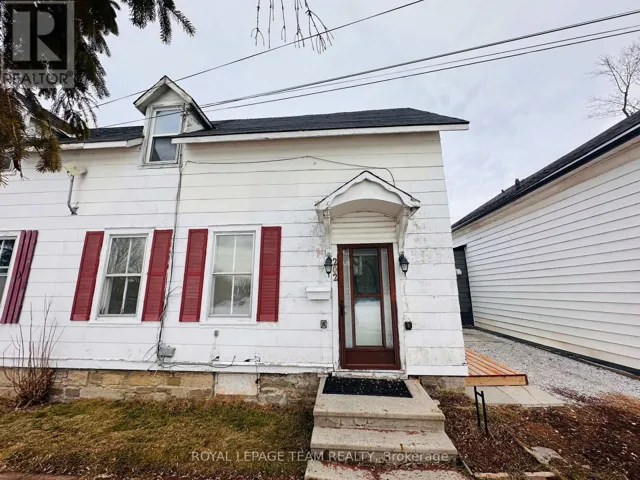 202 BELL STREET, Arnprior, Ontario K7S2R4