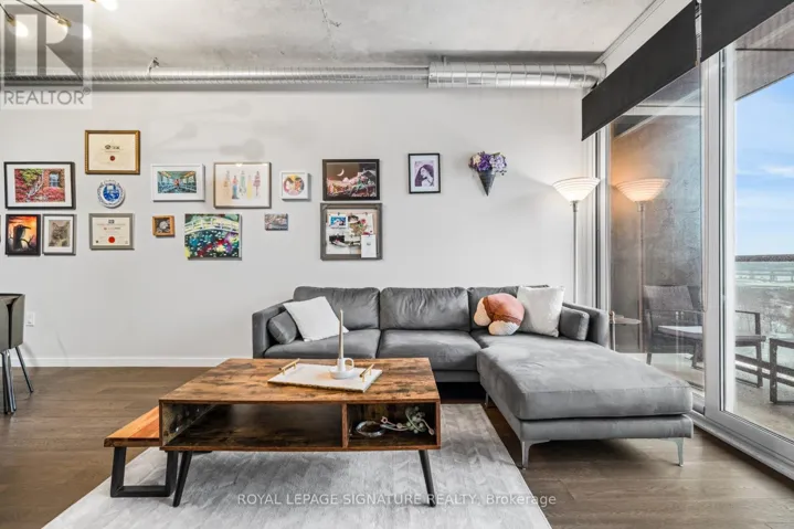 802 - 170 BAYVIEW AVENUE, Toronto (Moss Park), Ontario M5A0M4