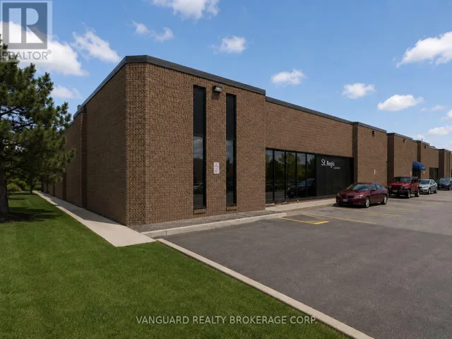 81 ST REGIS CRESCENT S, Toronto (York University Heights), Ontario M3J1Y6