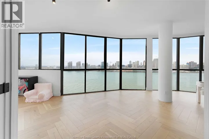 515 RIVERSIDE DRIVE West Unit# 1701, Windsor, Ontario N9A7C3