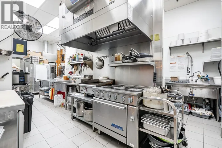 3670 VANNESS AVENUE, Vancouver, British Columbia V5R0G6