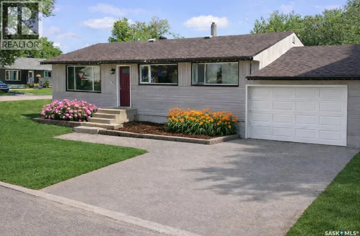 375 9th AVENUE W, Melville, Saskatchewan S0A2P0