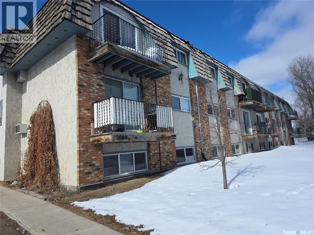 5 3809 Luther PLACE, Saskatoon, Saskatchewan S7H4B1
