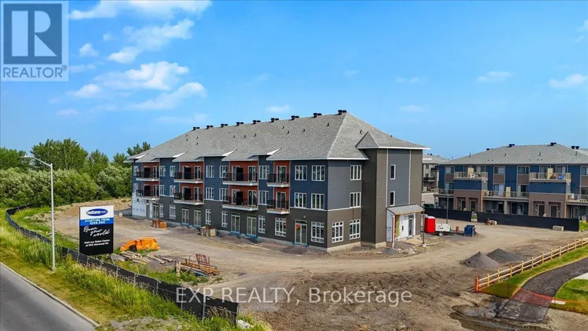 305 - 2376 TENTH LINE ROAD, Ottawa, Ontario K4A0M7