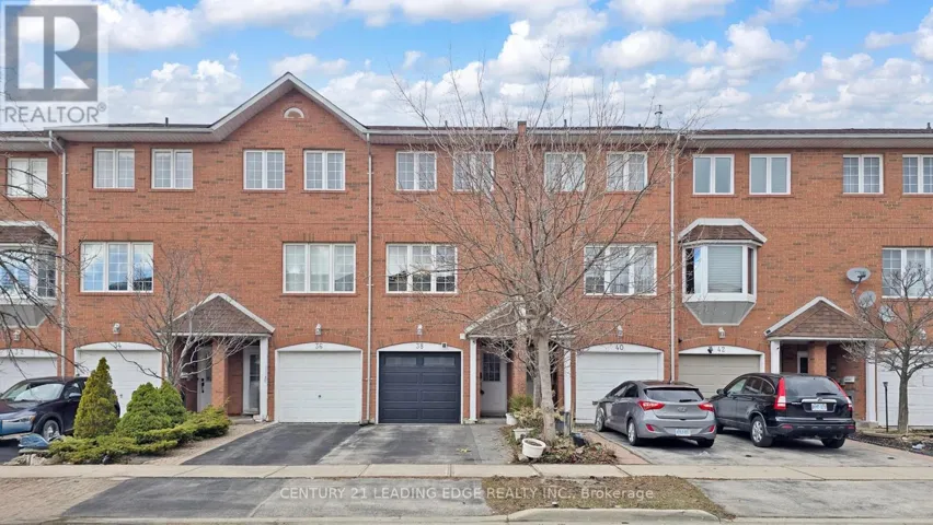 38 RUMI CRESCENT, Toronto (Victoria Village), Ontario M4A2X6