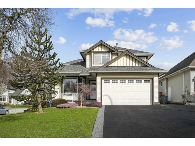 18111 68A AVENUE, Surrey, British Columbia V3S9C2