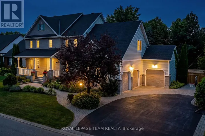 10 BEECHGROVE GARDENS, Ottawa, Ontario K2S1W5