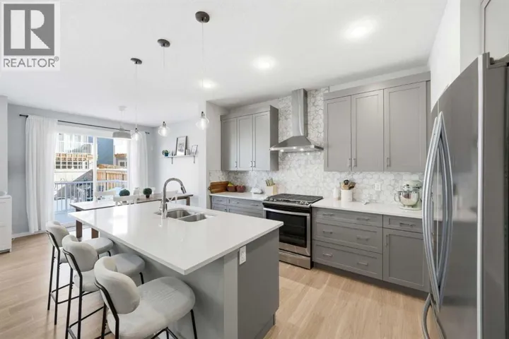 320 Sundown View, Cochrane, Alberta T4C2R2